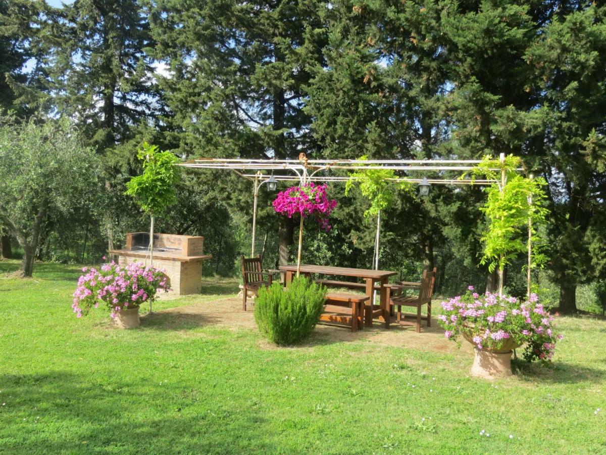 Agriturismo Podere La Casa Palaia Bagian luar foto