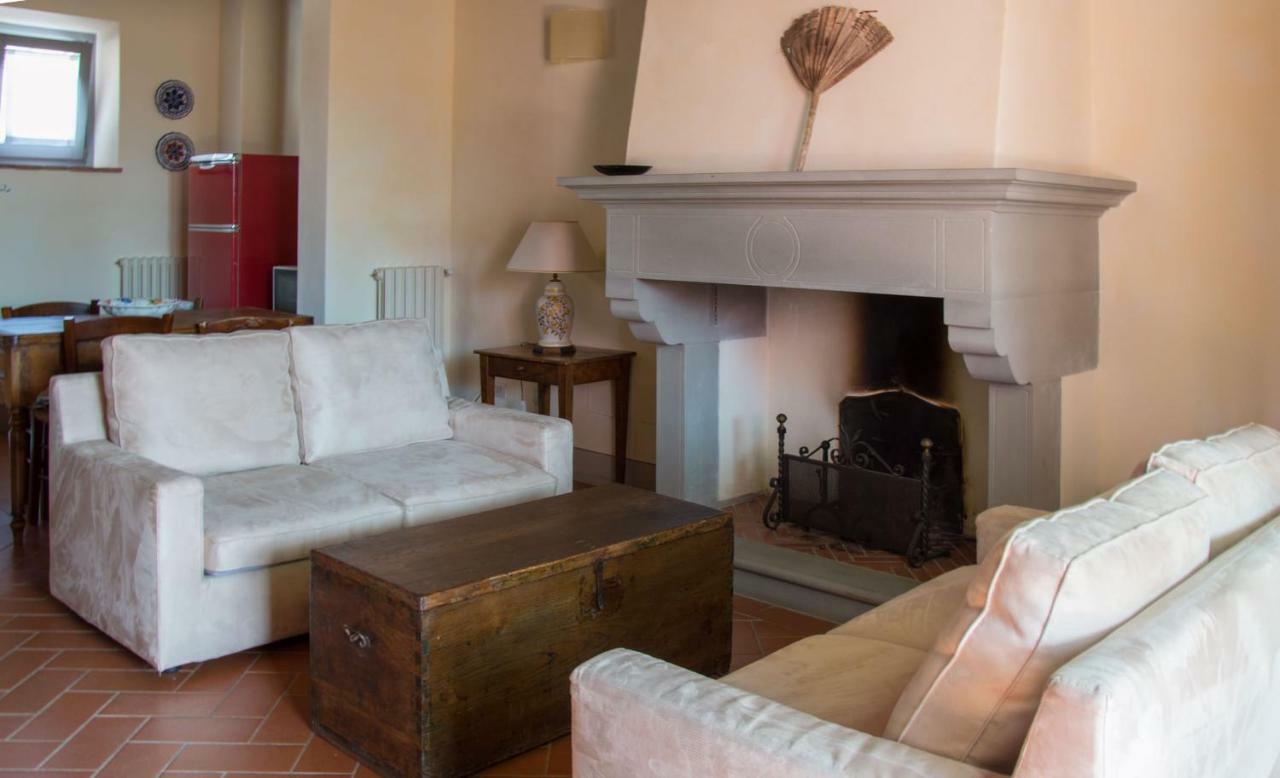 Agriturismo Podere La Casa Palaia Bagian luar foto