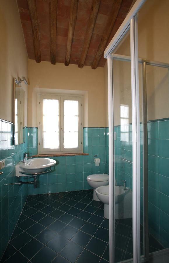 Agriturismo Podere La Casa Palaia Bagian luar foto