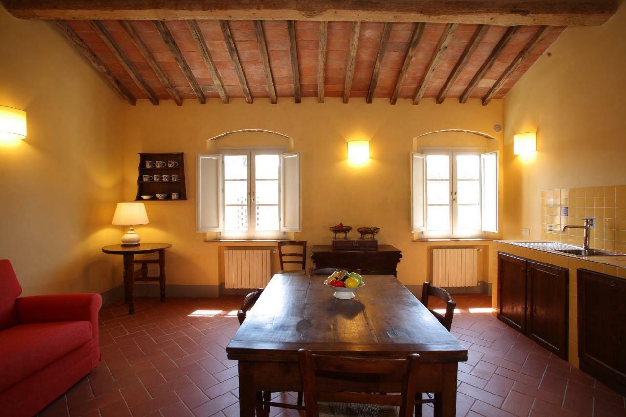 Agriturismo Podere La Casa Palaia Bagian luar foto