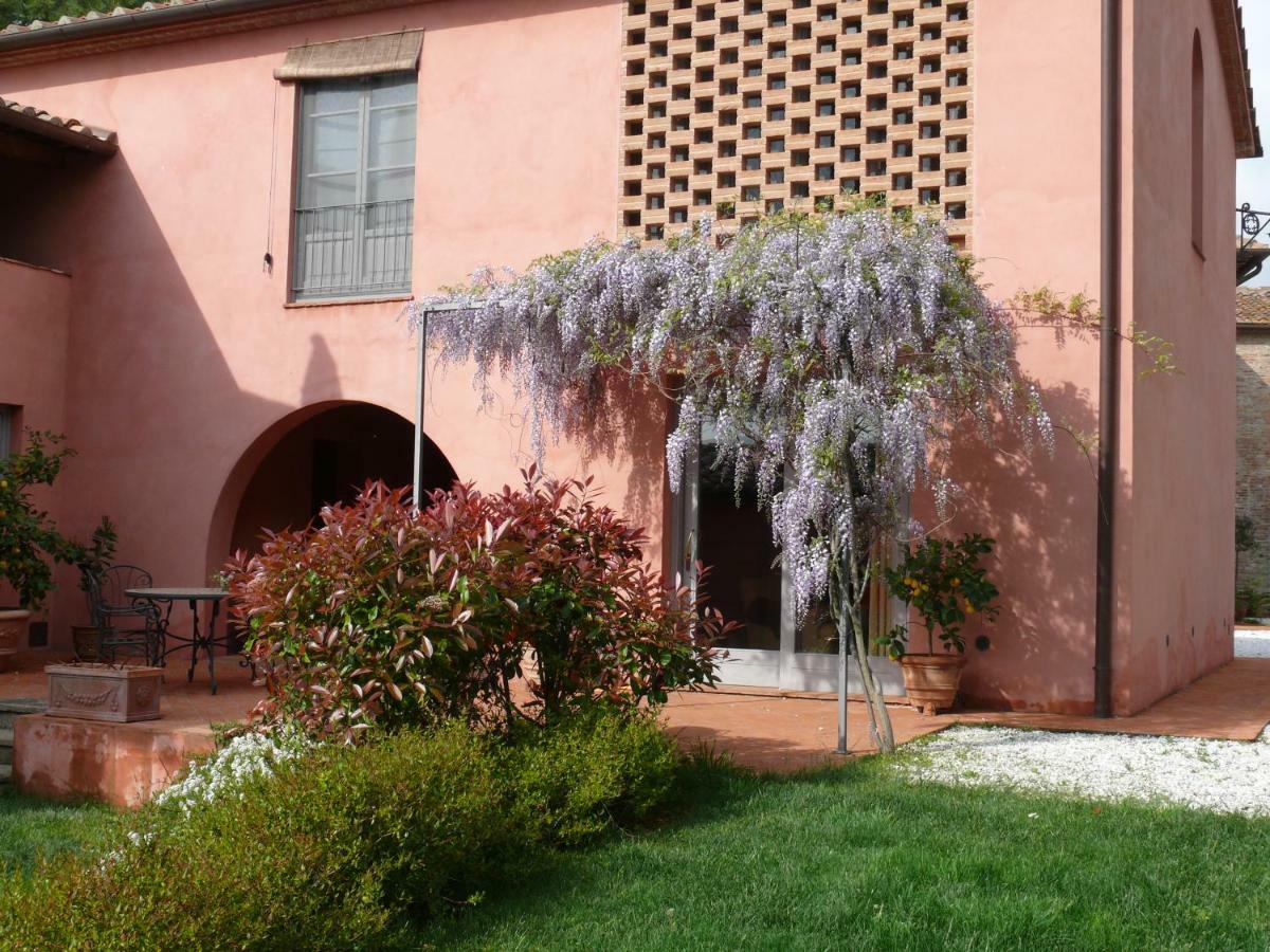 Agriturismo Podere La Casa Palaia Bagian luar foto