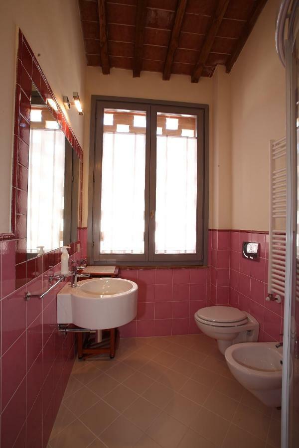 Agriturismo Podere La Casa Palaia Bagian luar foto
